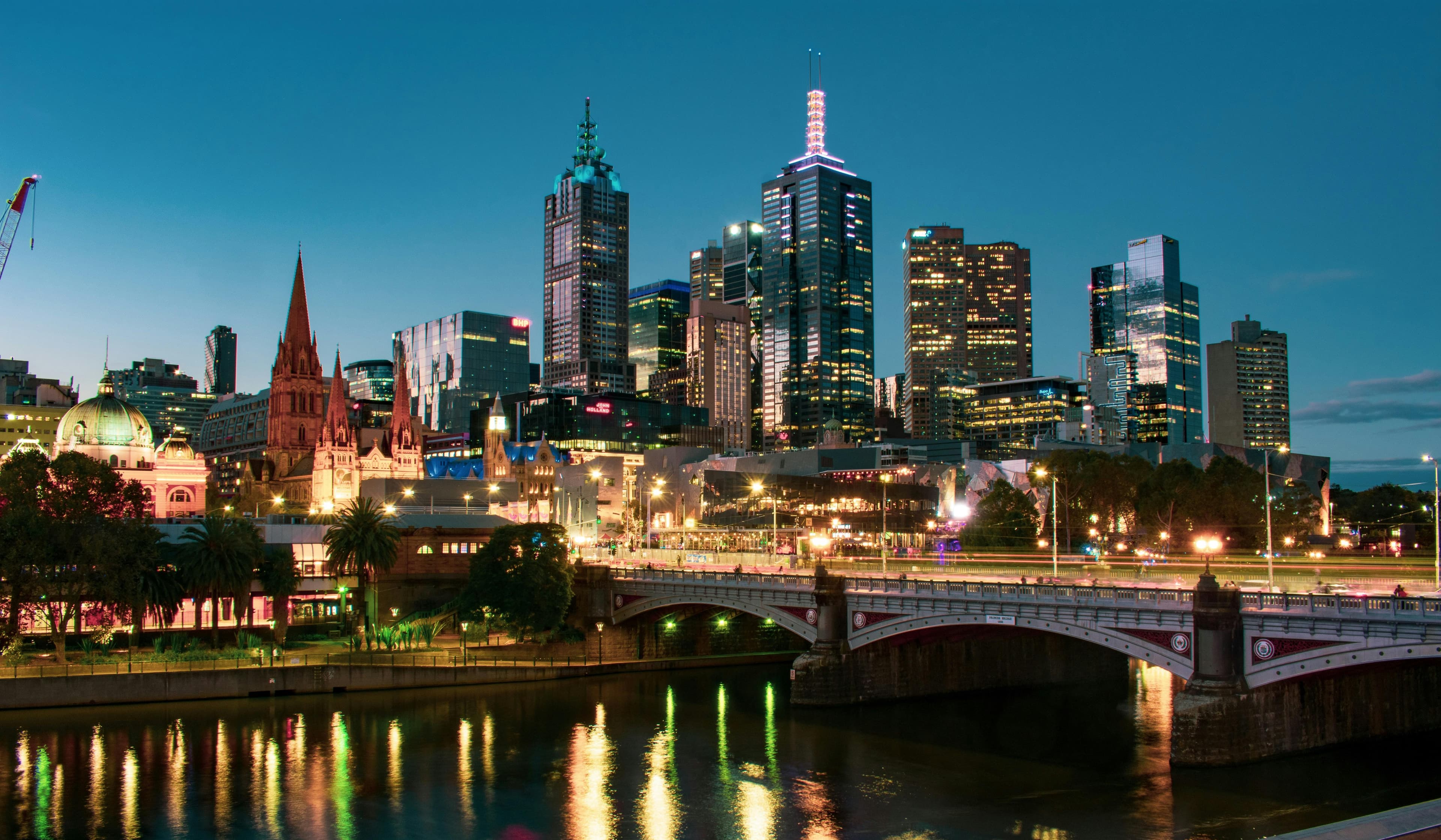 Melbourne skyline at dusk